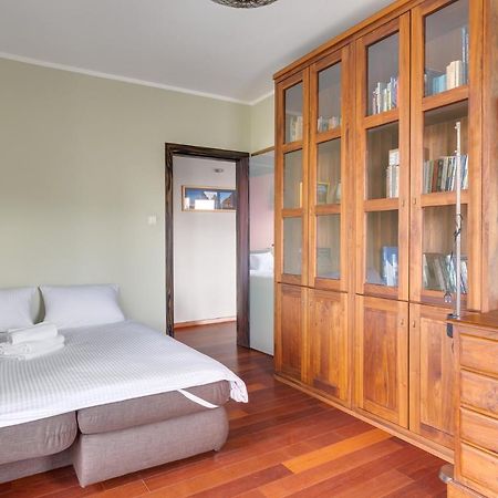 Lasek Marcelinski 2-Bedroom Apartment พอซนาน ภายนอก รูปภาพ