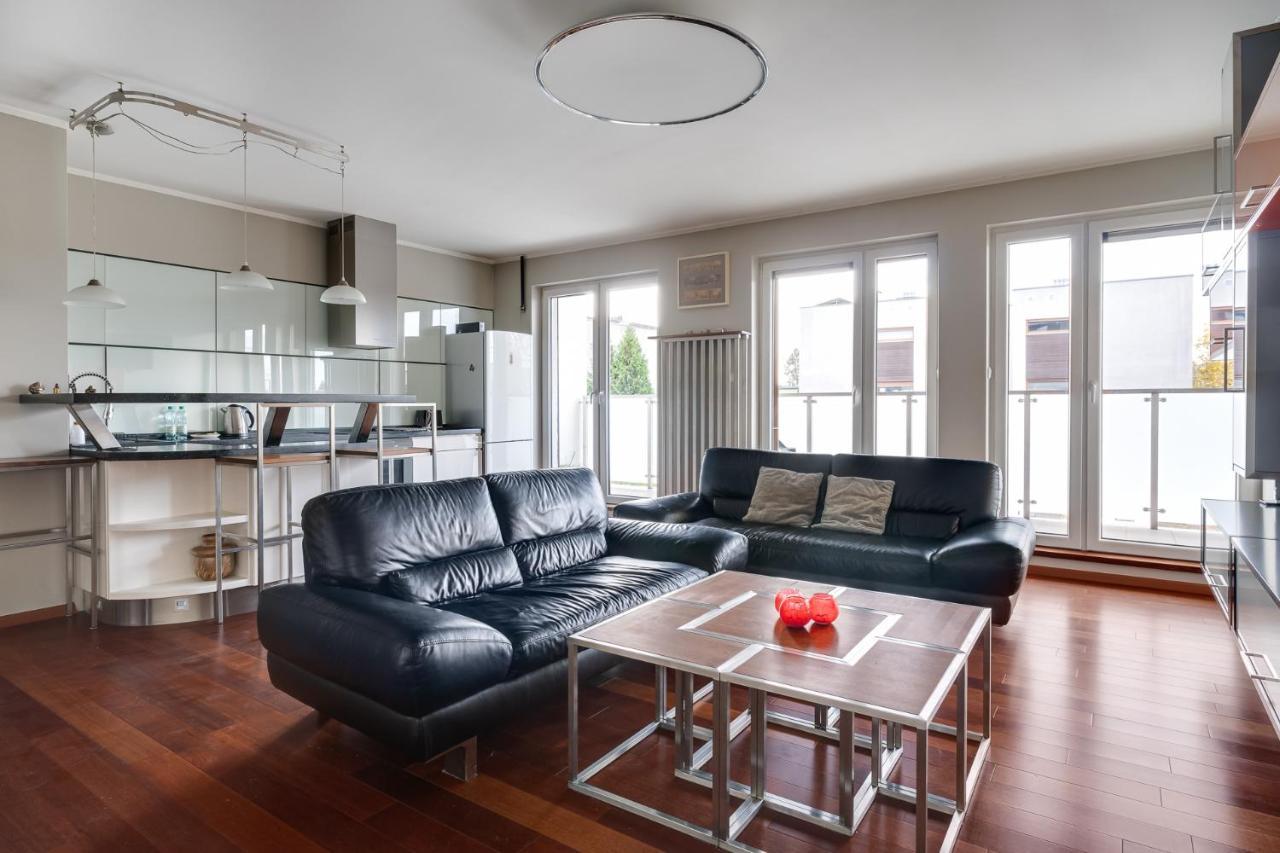 Lasek Marcelinski 2-Bedroom Apartment พอซนาน ภายนอก รูปภาพ