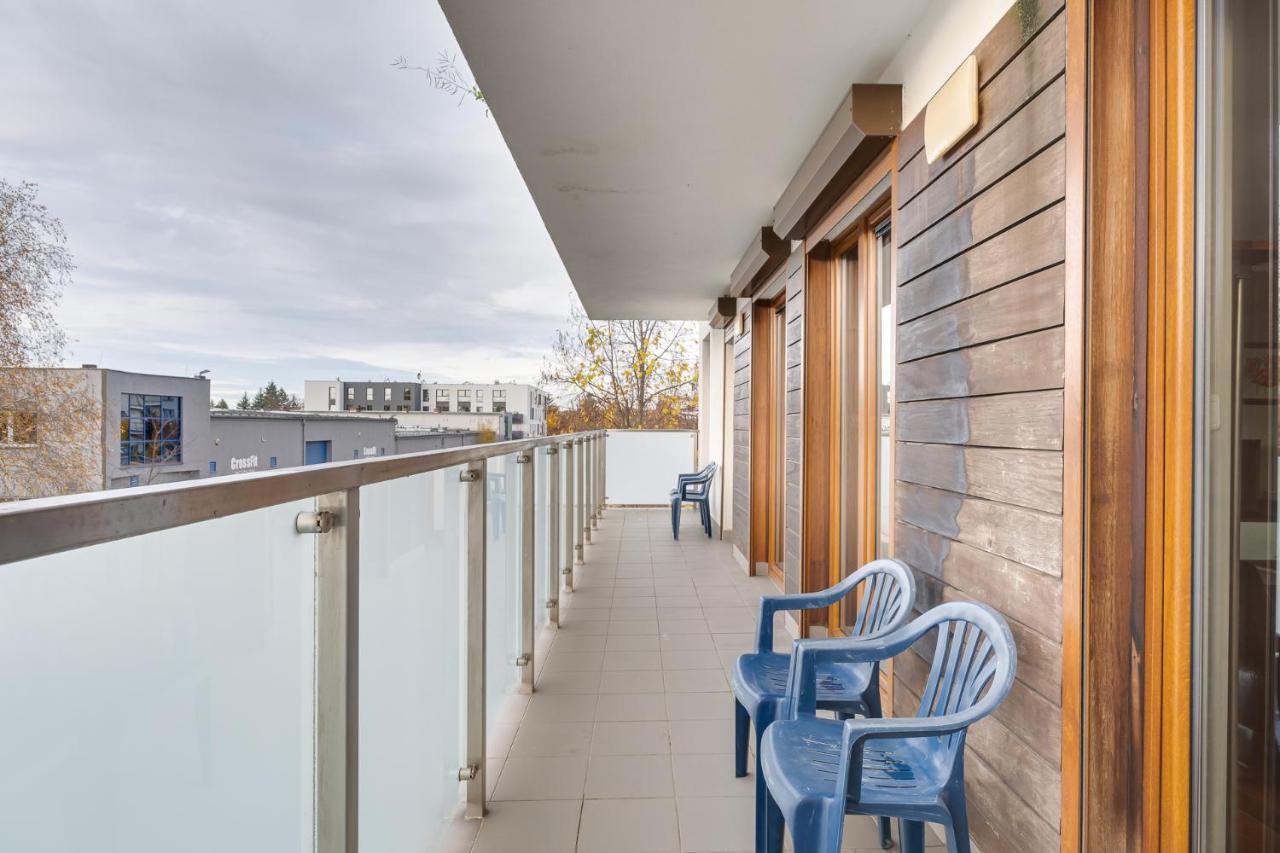 Lasek Marcelinski 2-Bedroom Apartment พอซนาน ภายนอก รูปภาพ