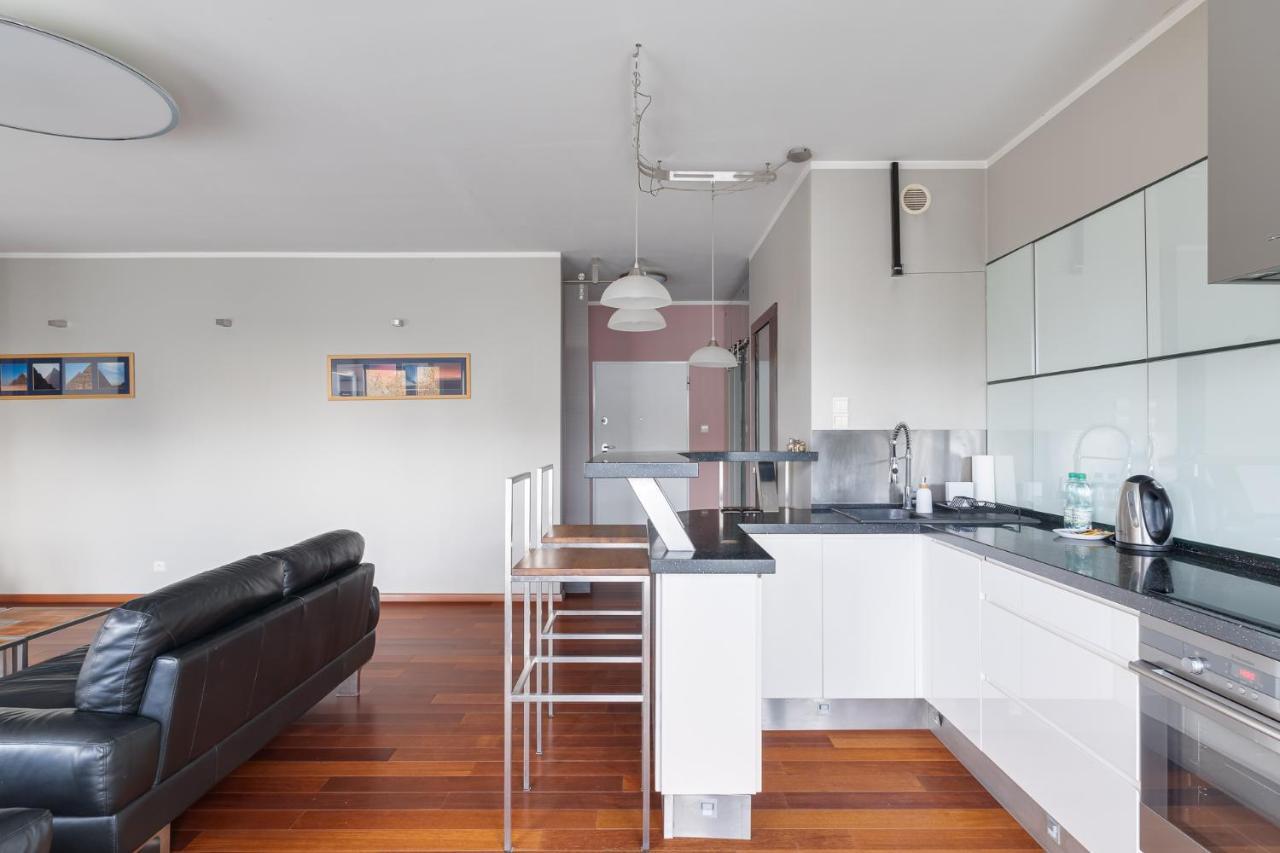 Lasek Marcelinski 2-Bedroom Apartment พอซนาน ภายนอก รูปภาพ