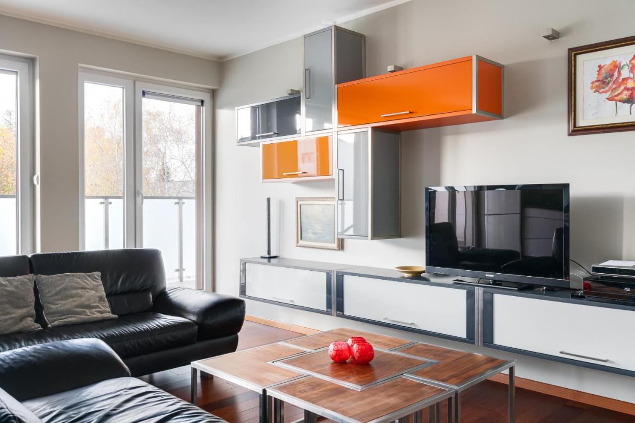 Lasek Marcelinski 2-Bedroom Apartment พอซนาน ภายนอก รูปภาพ