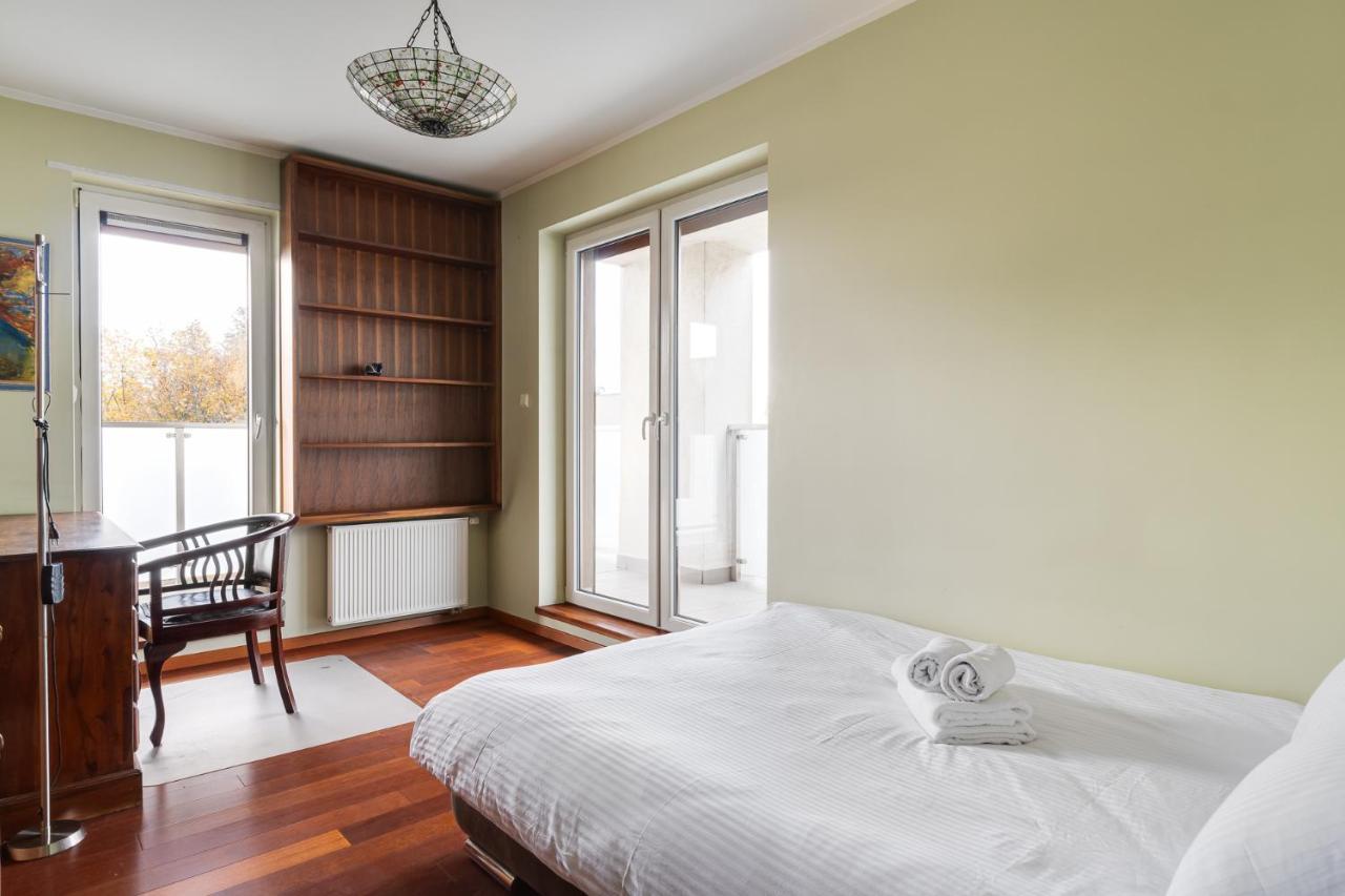 Lasek Marcelinski 2-Bedroom Apartment พอซนาน ภายนอก รูปภาพ